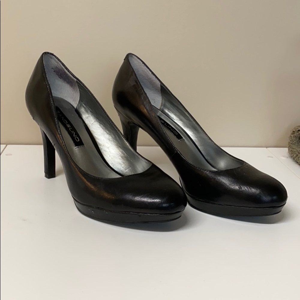 Bandolino black pump